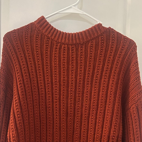 Universal Thread Brick Red / Rust colored Ribbed Sweater - Picture 2 of 5